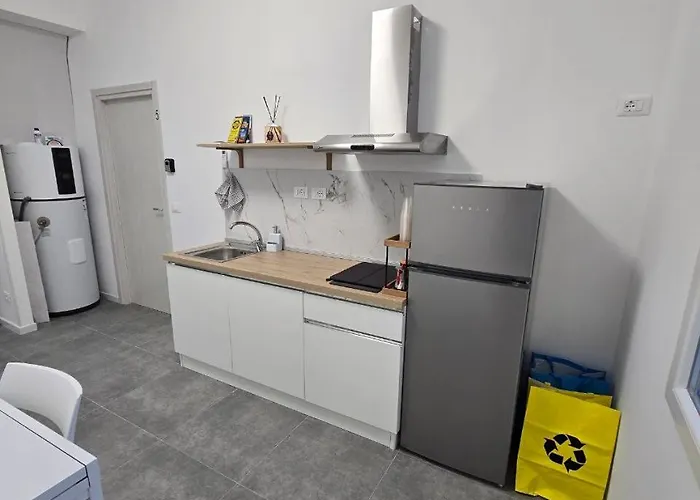 Danito 7 Matrimoniale 3* Ancône